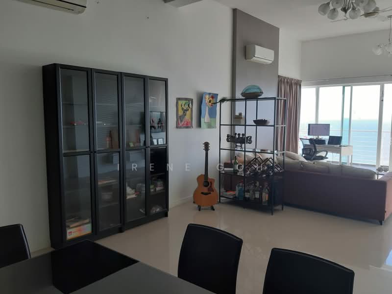 Kondominium untuk Disewa di Bayu Ferringhi Condominiums - Irene Goh - Living Room - PropertyGuru.com.my