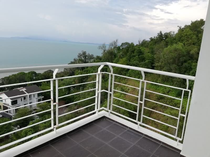 Kondominium untuk Disewa di Bayu Ferringhi Condominiums - Irene Goh - Balcony - PropertyGuru.com.my