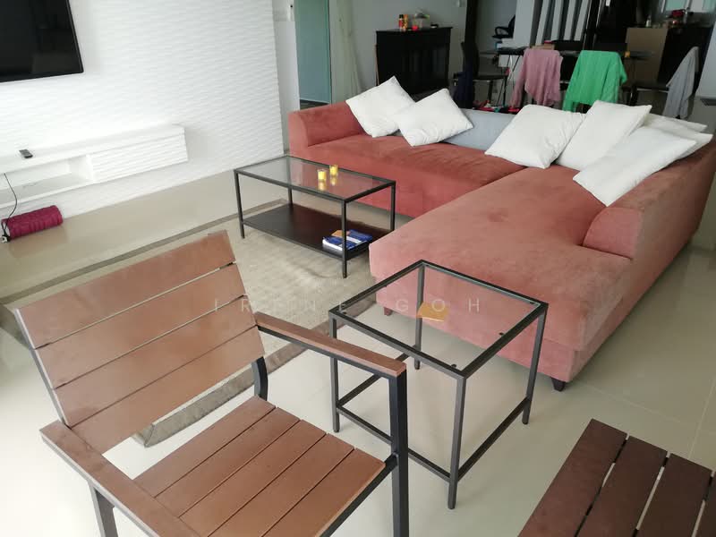Kondominium untuk Disewa di Bayu Ferringhi Condominiums - Irene Goh - Living Room - PropertyGuru.com.my