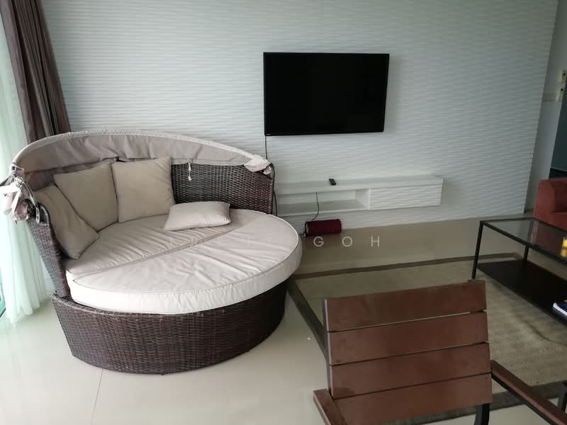 Kondominium untuk Disewa di Bayu Ferringhi Condominiums - Irene Goh - Living Room - PropertyGuru.com.my