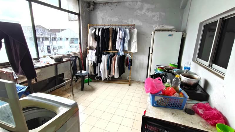 Shop / Office for Sale in Taman Anggerik (Tampoi) - Jason Chua - Interior - PropertyGuru.com.my