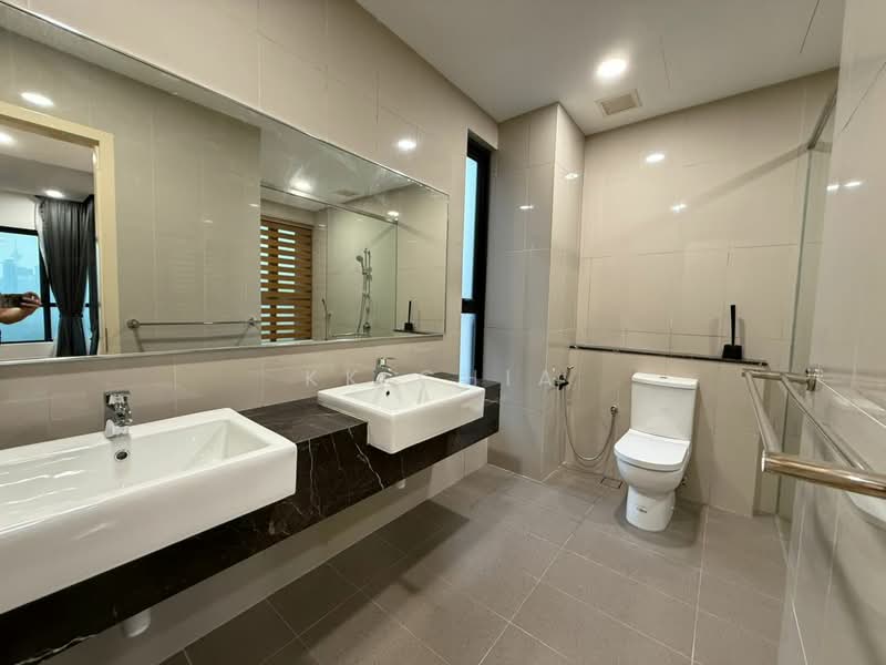 Servis Apartment untuk Disewa di G Residence - KK Chia - Bathroom - PropertyGuru.com.my