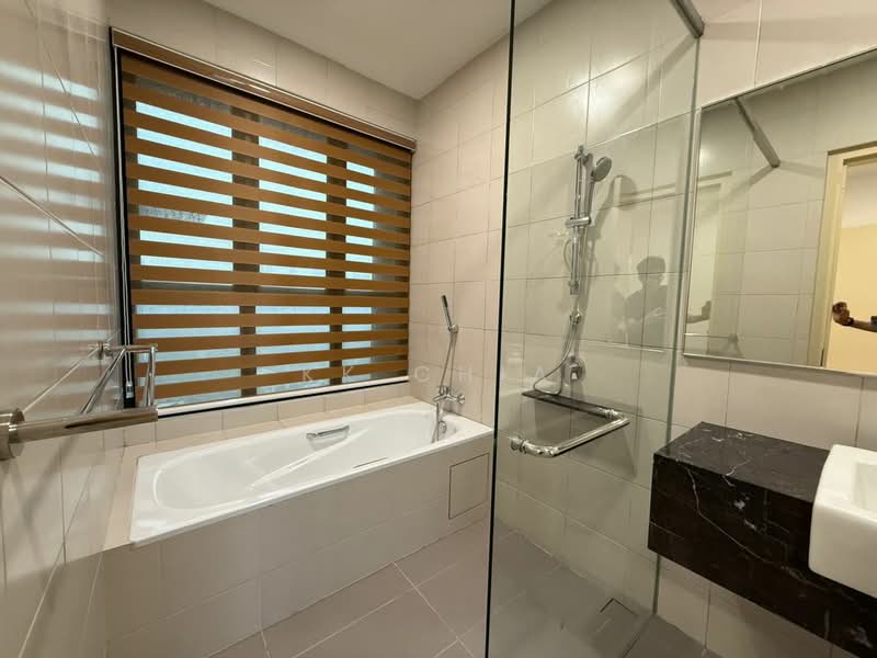 Servis Apartment untuk Disewa di G Residence - KK Chia - Bathroom - PropertyGuru.com.my