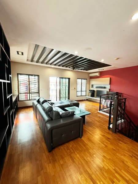 2.5-storey Terraced House for Sale in Taman Sutera Utama (Skudai) - Constance Chan - Living Room - PropertyGuru.com.my