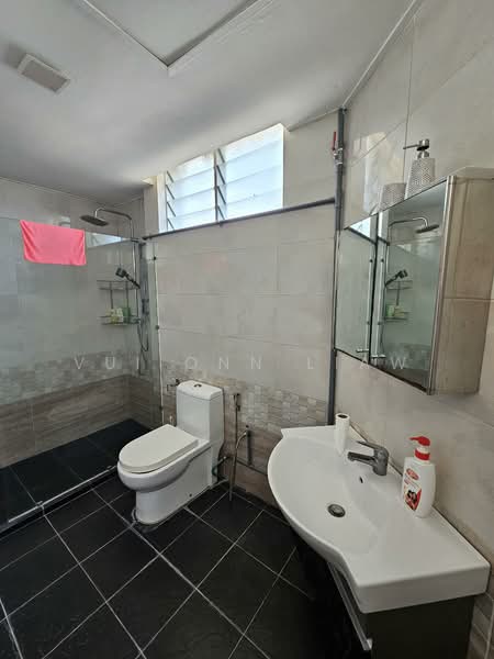 Condominium for Sale at The Colonnades - Vui Onn Liaw - Bathroom - PropertyGuru.com.my