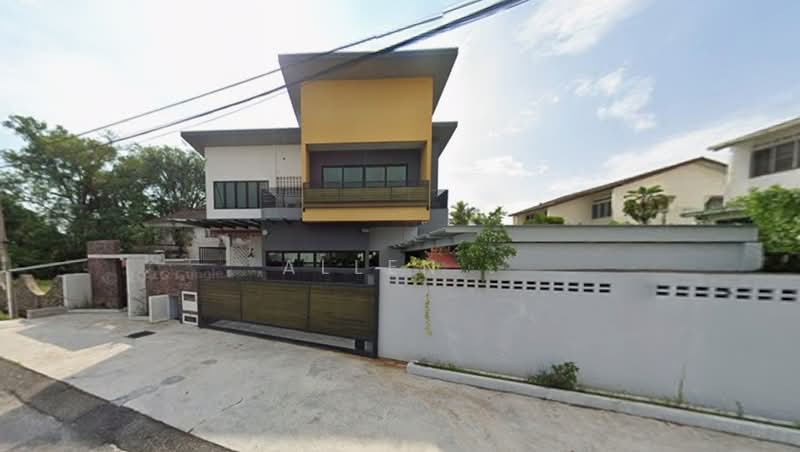 Bungalow for Sale in Taman Sri Hijau (Rawang) - Allen . - Exterior - PropertyGuru.com.my