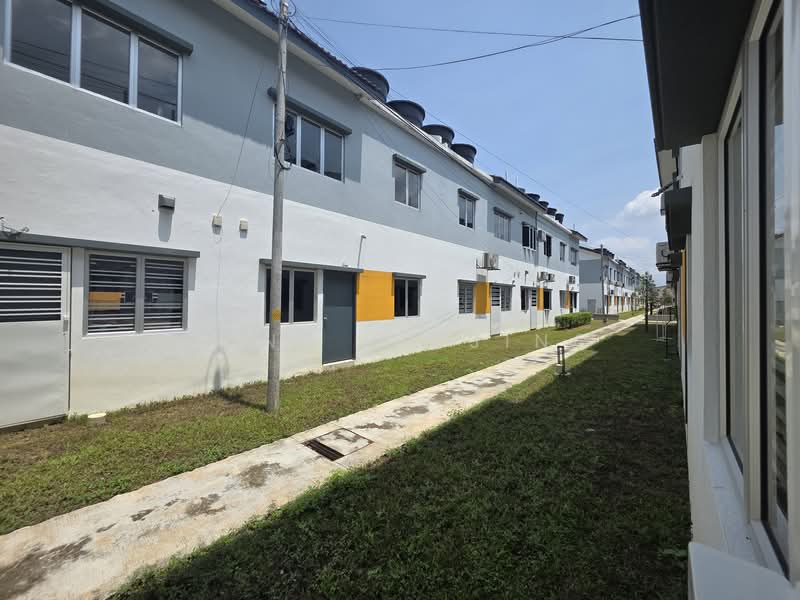 Rumah Bandar untuk Disewa di Dengkil (Selangor) - Fong Qi Jing - PropertyGuru.com.my