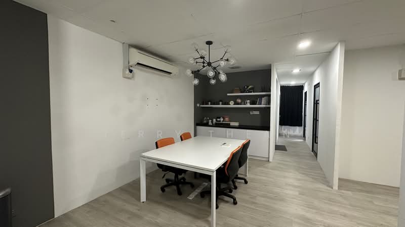 For Rent - 1st Floor Shop @ One Puchong , Fully Furnished Unit & High Exploure