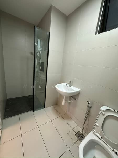 Kondominium untuk Disewa di Trinity Wellnessa - Chris Choo - Bathroom - PropertyGuru.com.my