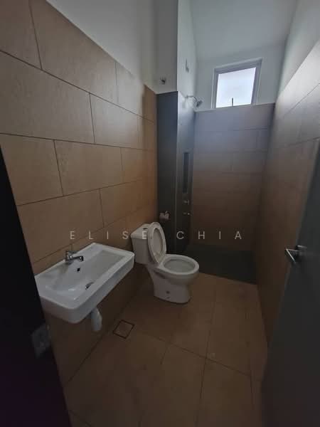 Rumah Teres 2 Tingkat untuk Disewa di Skudai (Johor) - Elise Chia - Bathroom - PropertyGuru.com.my