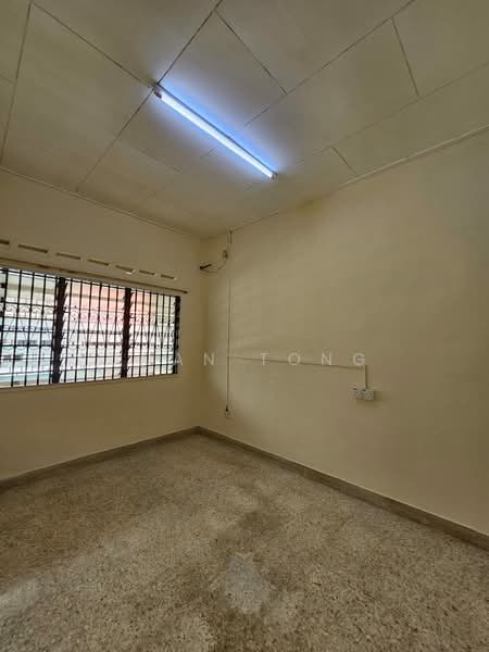 1-storey Terraced House for Rent in Taman Perling (Perling) - Joan Tong - Interior - PropertyGuru.com.my
