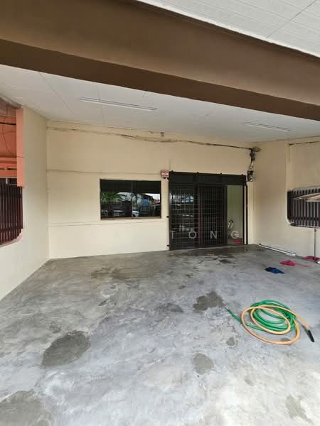 1-storey Terraced House for Rent in Taman Perling (Perling) - Joan Tong - Exterior - PropertyGuru.com.my
