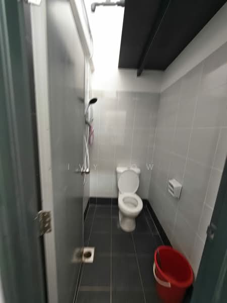 Kilang untuk Disewa di Ulu Tiram (Johor) - Ivy Low - Bathroom - PropertyGuru.com.my