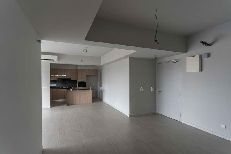 Condominium for Sale at Utamara Boutique Residences - Vitas Tan - Kitchen - PropertyGuru.com.my