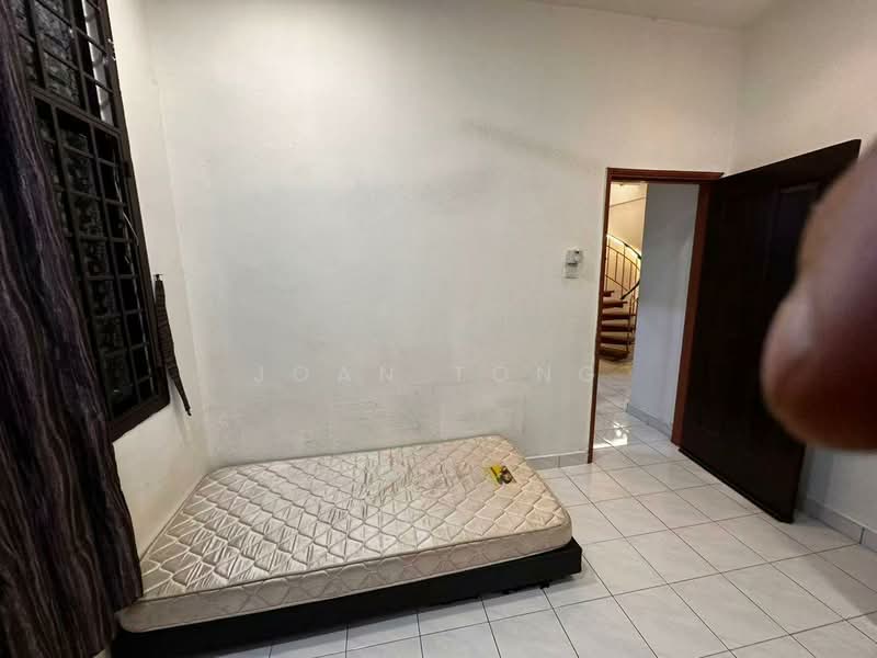 Rumah Teres 1.5 Tingkat untuk Disewa di Taman Perling (Perling) - Joan Tong - PropertyGuru.com.my