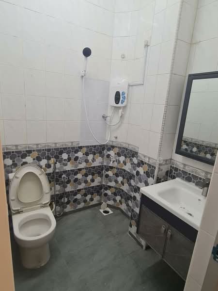 Rumah Teres 1.5 Tingkat untuk Disewa di Taman Perling (Perling) - Joan Tong - PropertyGuru.com.my