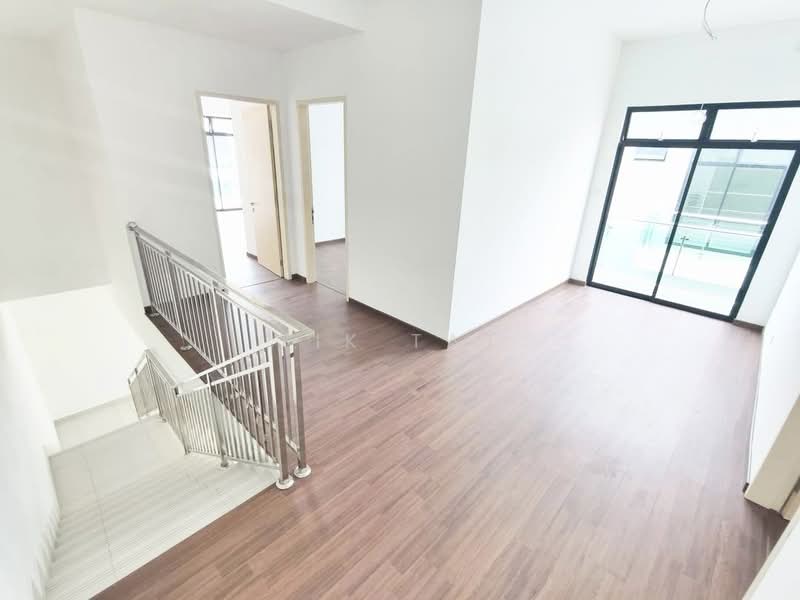 Cluster House for Sale in Taman Mount Austin (Tebrau) - Yik Tat - PropertyGuru.com.my