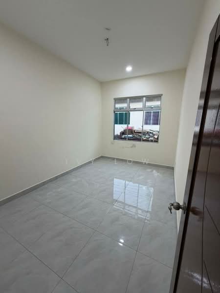 Rumah Teres 1 Tingkat untuk Dijual di Taman Bestari Indah (Ulu Tiram) - Ivy Low - Interior - PropertyGuru.com.my