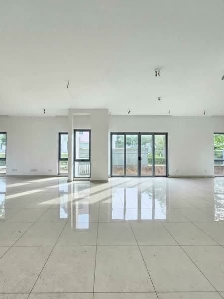 Rumah Berkembar untuk Dijual di Taman Molek (Johor Bahru) - Ivy Low - Living Room - PropertyGuru.com.my