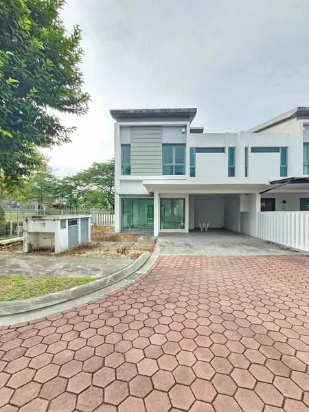 Rumah Berkembar untuk Dijual di Taman Molek (Johor Bahru) - Ivy Low - Exterior - PropertyGuru.com.my
