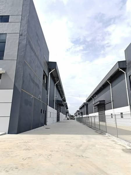 Kilang untuk Disewa di Kampung Sri Cheeding (Jenjarom) - Jason Teo - Exterior - PropertyGuru.com.my