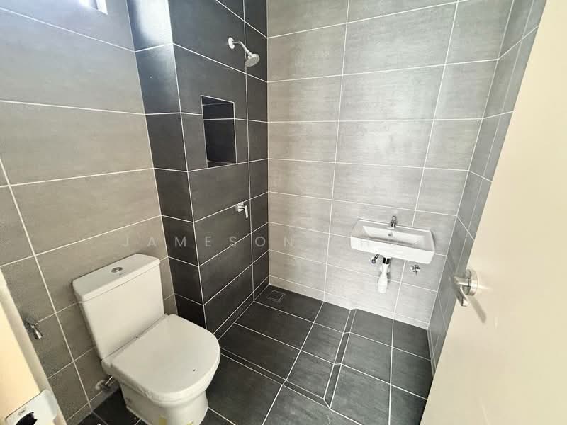 2-storey Terraced House for Sale in Tebrau (Johor) - Jameson Choo - Bathroom - PropertyGuru.com.my