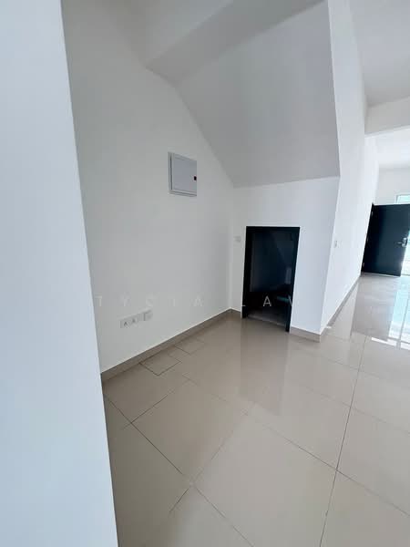 2-storey Terraced House for Sale in Bandar Dato Onn (Tebrau) - Tycia Law - PropertyGuru.com.my