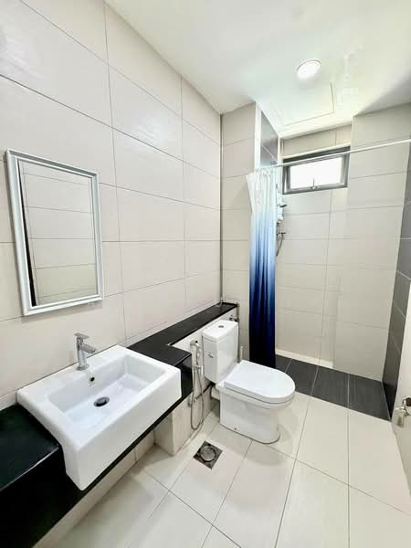 Kondominium untuk Disewa di Marinox Sky Villas - Gan Chun Kai - Bathroom - PropertyGuru.com.my
