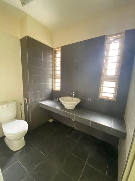 2-storey Terraced House for Sale in Nilai (Negeri Sembilan) - Joe Matthew - Bathroom - PropertyGuru.com.my