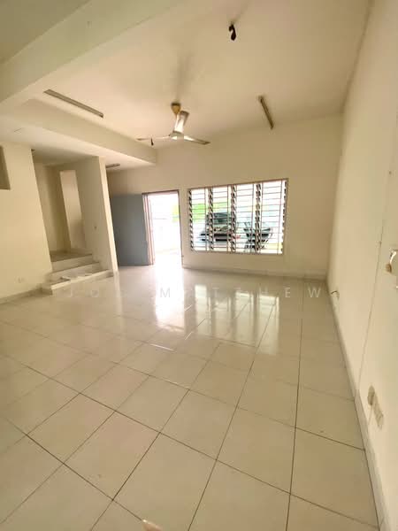 2-storey Terraced House for Sale in Nilai (Negeri Sembilan) - Joe Matthew - Living Room - PropertyGuru.com.my