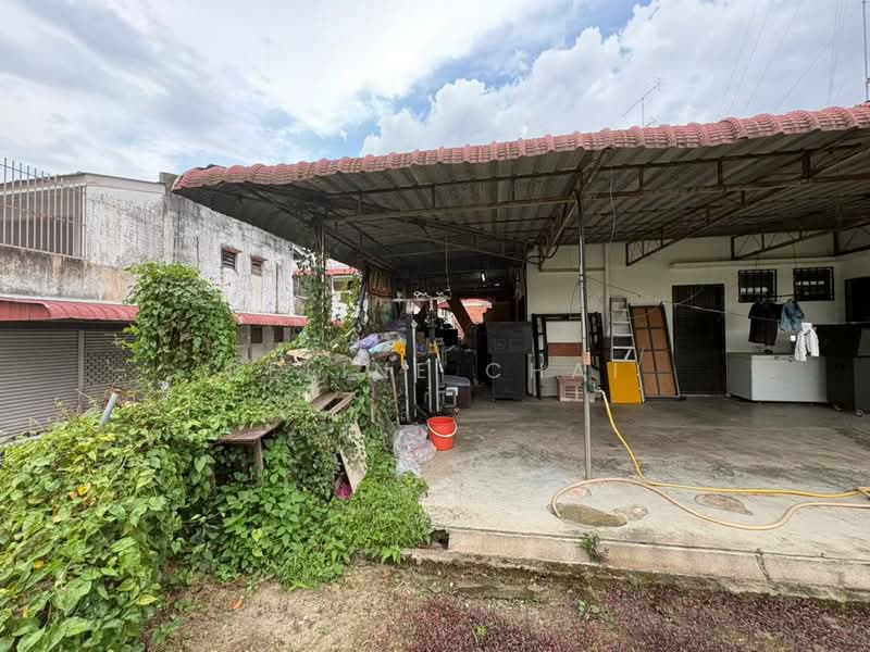 Rumah Teres 1 Tingkat untuk Dijual di Taman Mewah (Yong Peng) - Celine Chai - Exterior - PropertyGuru.com.my