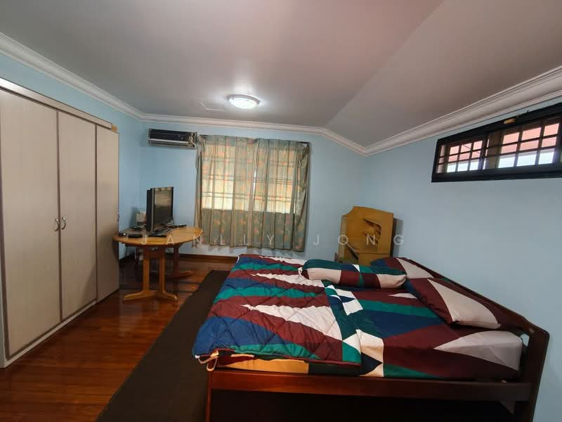 Semi-Detached House for Sale in Taman Nong Chik (Johor Bahru) - Janlly Jong - Bedroom - PropertyGuru.com.my