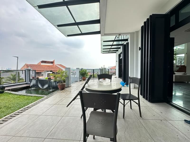 Untuk Dijual - Seksyen 8