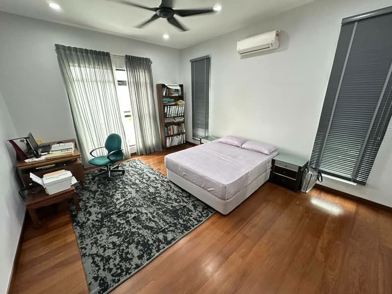 Untuk Dijual - Seksyen 8