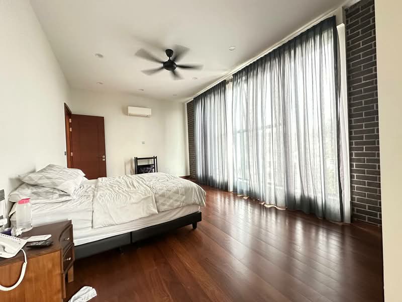 Untuk Dijual - Seksyen 8