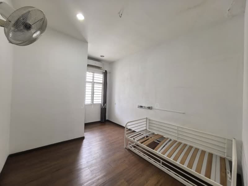2-storey Terraced House for Sale in Kemuning Utama (Shah Alam) - Jim Ling - Bedroom - PropertyGuru.com.my