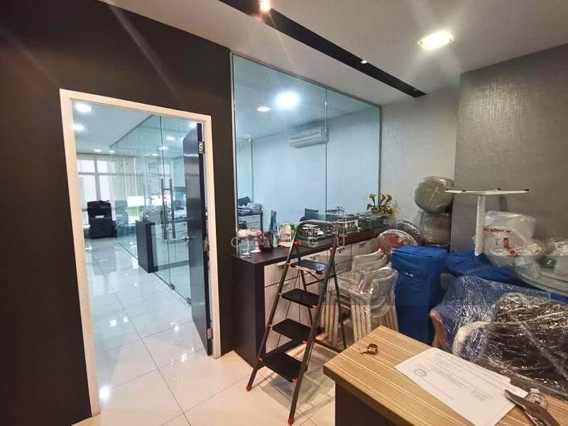 For Sale - IOI Boulevard