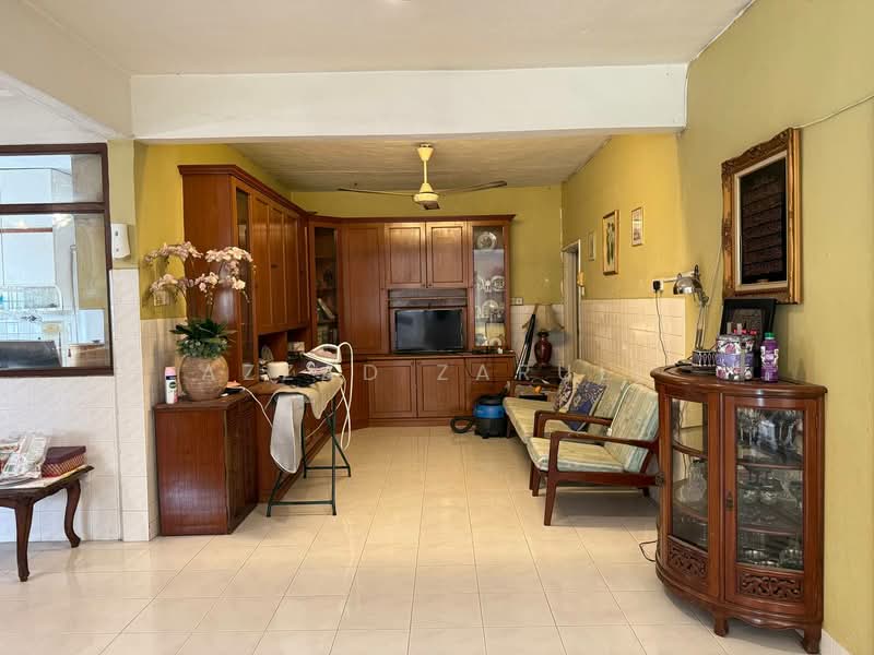 Rumah Teres 2 Tingkat untuk Dijual di Au 2 (Ulu Kelang) - Azzad Zarull - Living Room - PropertyGuru.com.my
