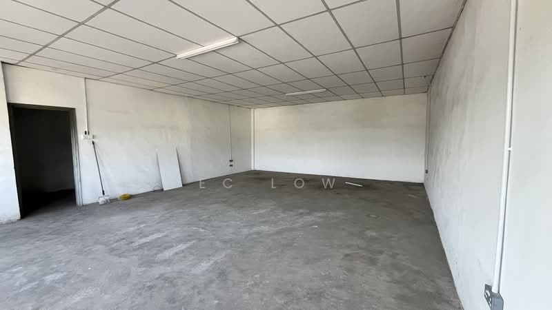 Terrace Factory for Sale in Kawasan Perindustrian Nilai (Nilai) - EC Low - Interior - PropertyGuru.com.my