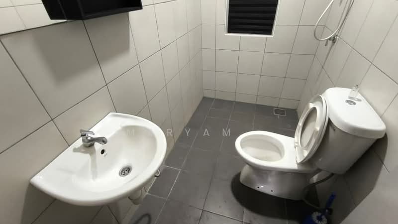 Servis Apartment untuk Disewa di Nexus @ Kajang Station (Tower C) - Maryam . - Bathroom - PropertyGuru.com.my