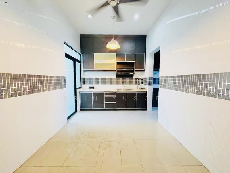 Rumah Berkembar untuk Disewa di Shah Alam (Selangor) - Erin Yusof - PropertyGuru.com.my