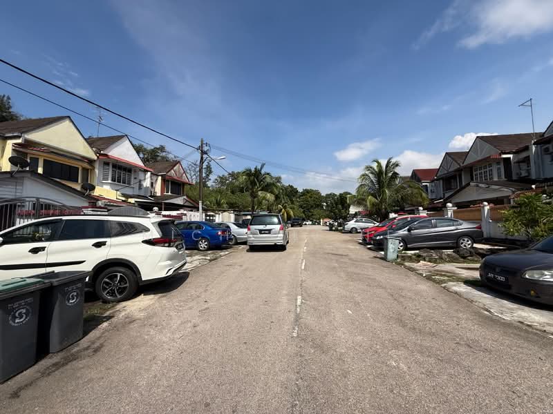 2-storey Terraced House for Sale in Johor Bahru (Johor) - Michelle He - Exterior - PropertyGuru.com.my