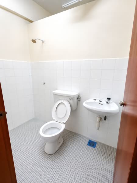 Apartment for Sale at Bandar Teknologi Kajang Flat - Ridzuan Lu - Bathroom - PropertyGuru.com.my