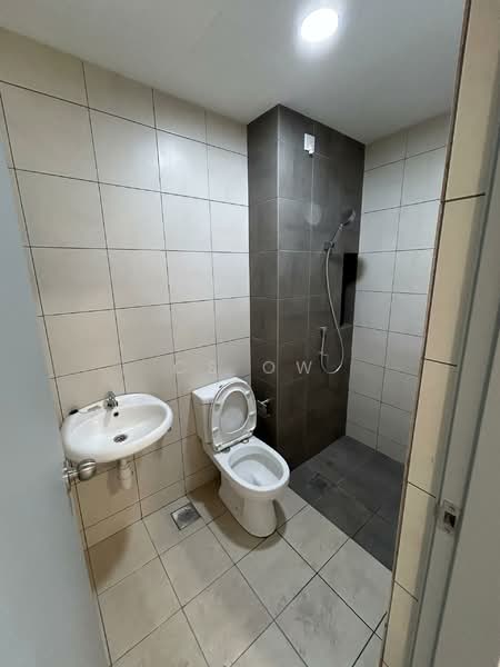 Service Residence for Rent at MIRA at Shorea Park - CS OW - Bathroom - PropertyGuru.com.my
