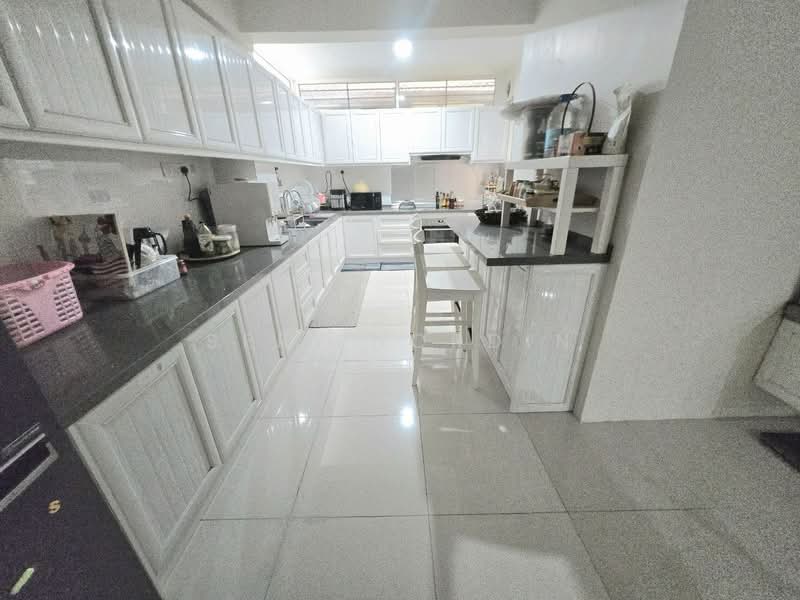 Zero-Lot Bungalow for Sale in Seksyen 4 (Shah Alam) - Seri Nordin - PropertyGuru.com.my