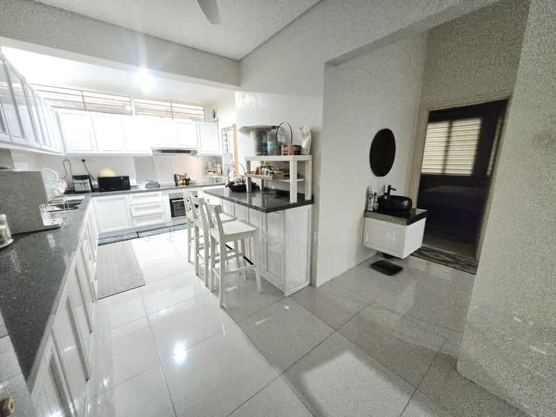 Zero-Lot Bungalow for Sale in Seksyen 4 (Shah Alam) - Seri Nordin - PropertyGuru.com.my