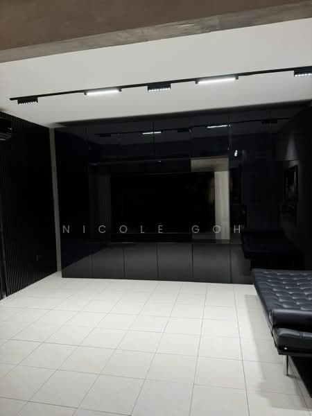 Kondominium untuk Dijual di Platinum Lake PV 13 - Nicole Goh - Living Room - PropertyGuru.com.my