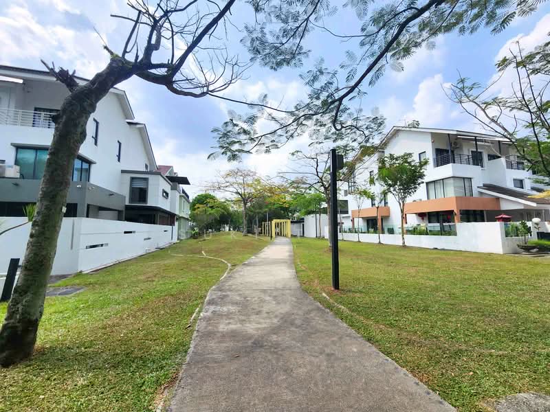 Rumah Teres 3 Tingkat untuk Dijual di Lake Fields (Sungai Besi) - Suki Tan - Exterior - PropertyGuru.com.my