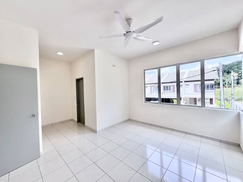 Rumah Teres untuk Dijual di Sepang (Selangor) - Alif Saad - PropertyGuru.com.my