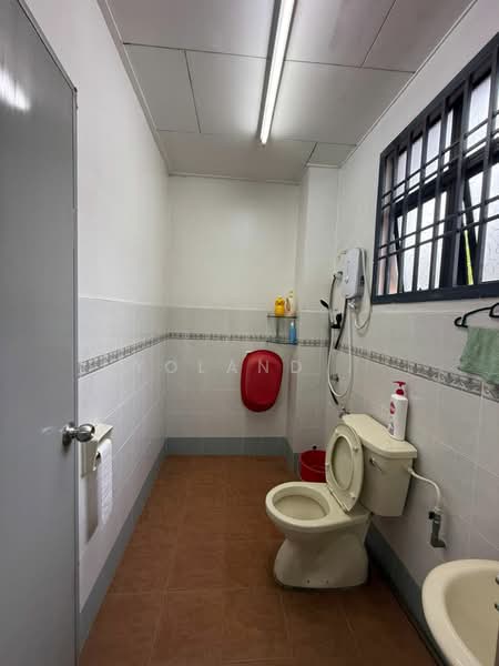 Rumah Teres untuk Disewa di Iskandar Puteri (Nusajaya) (Johor) - Yoland . - Bathroom - PropertyGuru.com.my